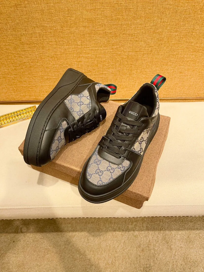 Factory price 440 [Gucci] Gucci's latest casual Korean-style men's shoes, new autumn and winter design, perfect workmanship, cabinet quality, upper: cowhide material, leather lining; soft and comfortable, rubber outsole ultra-light, wear-resistant, simple, versatile fashion men's shoes, color optional, size 38--44